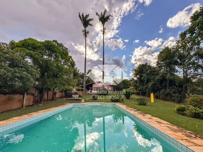 Chácara em condomínio privativo, sendo 5.200 M², com fundo para a represa - bairro Beringe