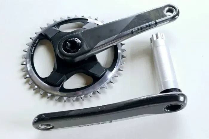Pedivela Sram Red 1x DUB D1 172,5mm - Coroa 40d - 496g - Road Speed Gravel - Seminovo