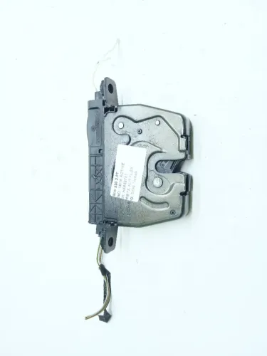 Fechadura Tampa Traseira Bmw 320 2.0 2016 *
