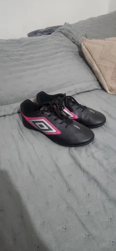 Chuteira Umbro