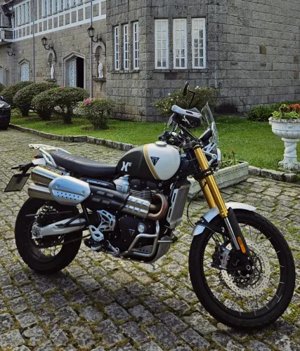 TRIUMPH SCRAMBLER 1200 XE 2026