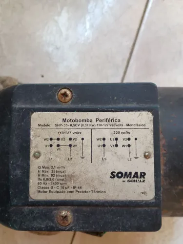 Vendo bomba d'água no precinho, pra levar logo.