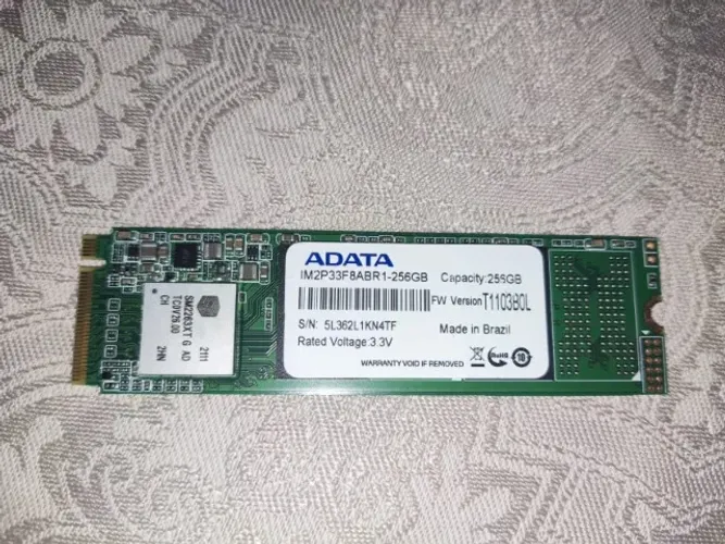 SSD NVMe  ADATA 256