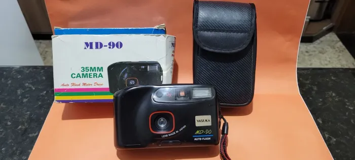 Camera analogica yasiuka md-90