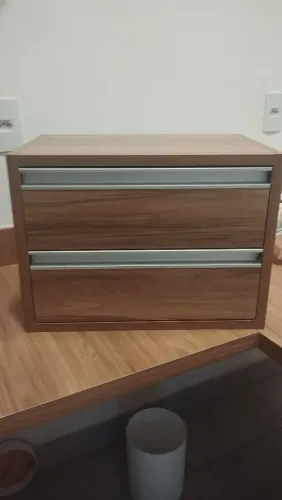 Mesa de cabeceira 