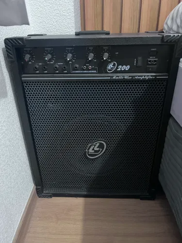 Caixa amplificado