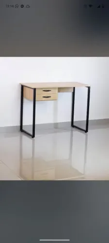 Mesa industrial com 2 gavetas e chave embutida ENTREGA IMEDIATA
