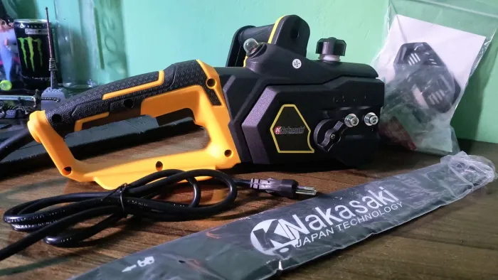 Motosserra elétrica muito potente 2300W sabre de 48cm nakasaki 
