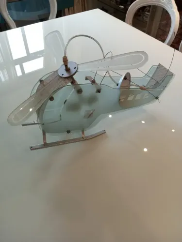 Lustre de Helicóptero para quarto de criança.