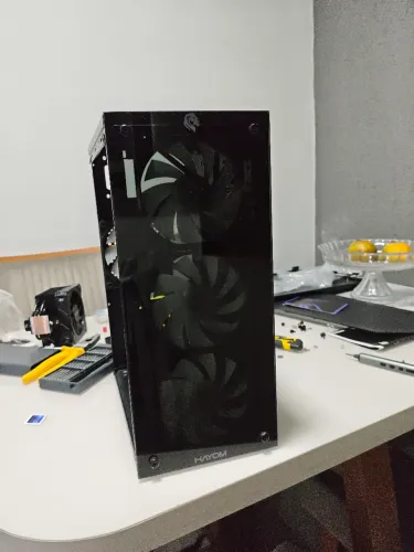 Gabinete com fans e air cooler