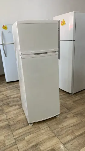 GELADEIRA 220 VOLTS FROST FREE BRASTEMP COM GARANTIA