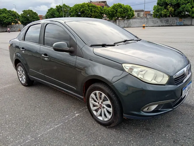 Fiat Grand Siena Attrac. 1.4 EVO F.flex 8V 2013