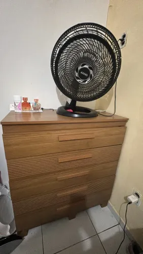 VENDO CÔMODA GRANDE