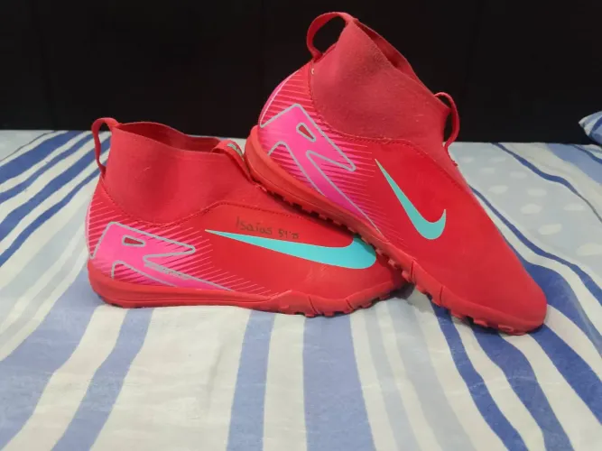 Chuteira Society nike