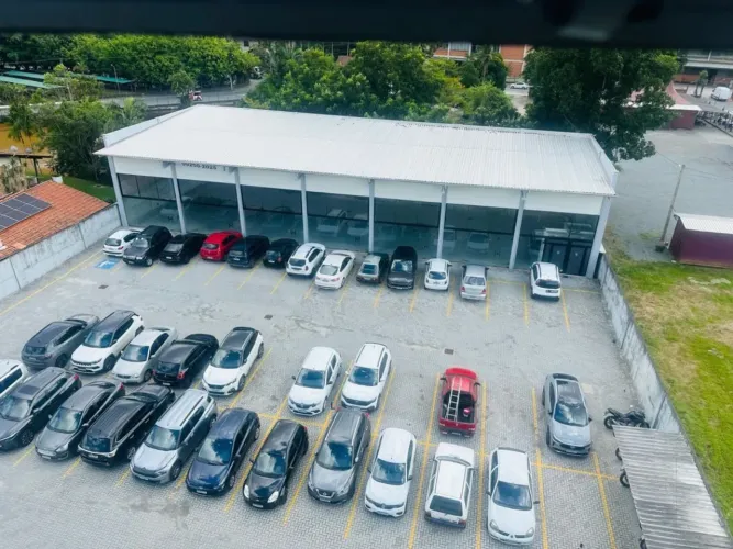 Cjto Comercial_Sala para alugar por R$ 2100.00, 65.00 m2 - BARRA DO RIO CERRO - JARAGUA DO