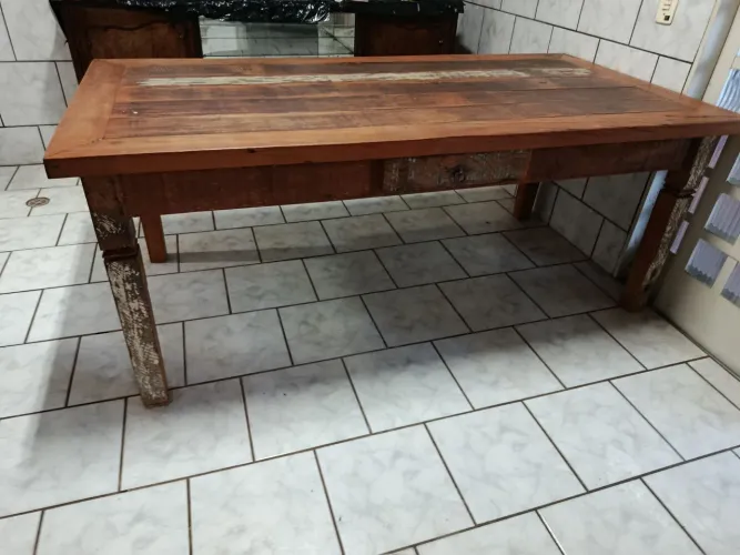 Mesa de Jantar 2,00 m em Madeira de Demolição - 8 Lugares
