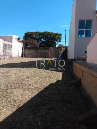 Terreno à venda no Parque São Quirino