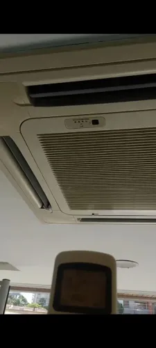 Ar condicionado de teto 