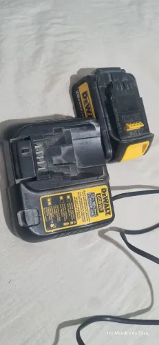 Bateria dewalt 20v 3ah + carregador dewalt 12v/20v