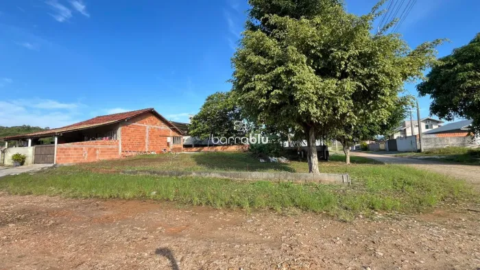 Terreno de Esquina - Bairro Itajuba - Barra Velha/SC