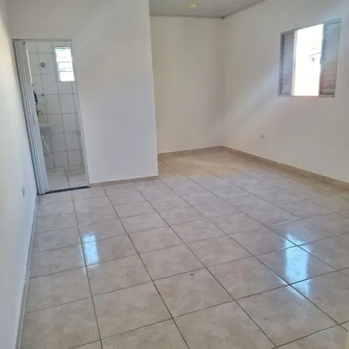 Casa para alugar com 1 Quarto, 50 m² por R$ 1.500/mês - Gopouva- Guarulhos/SP