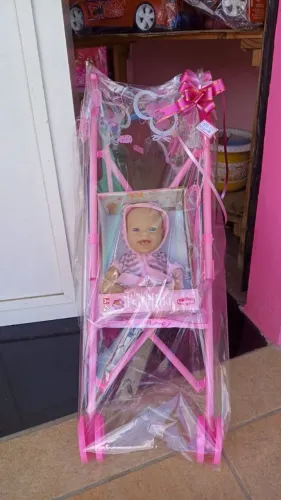 Kit boneca com carrinho de dia das crianças