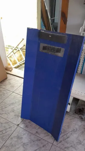 Carrinho para serviços mecânicos