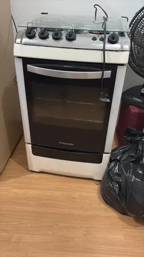 Vendo fogão