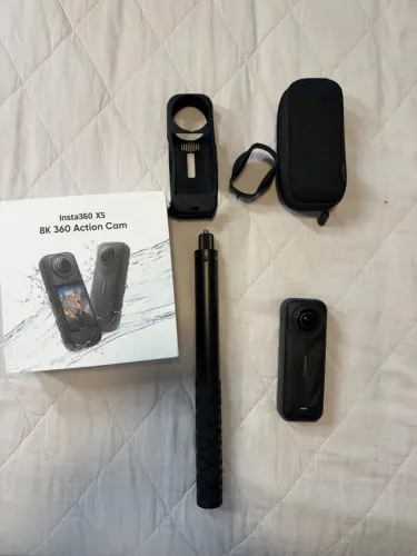 Insta360 X5
