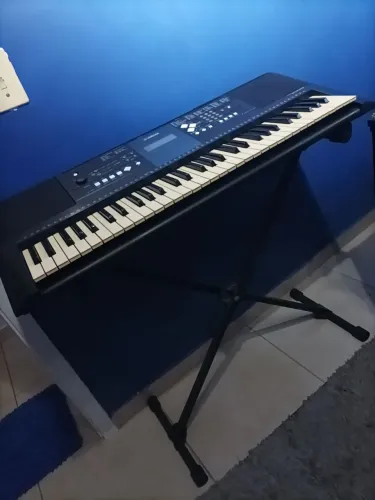Teclado Yamaha PSR E333