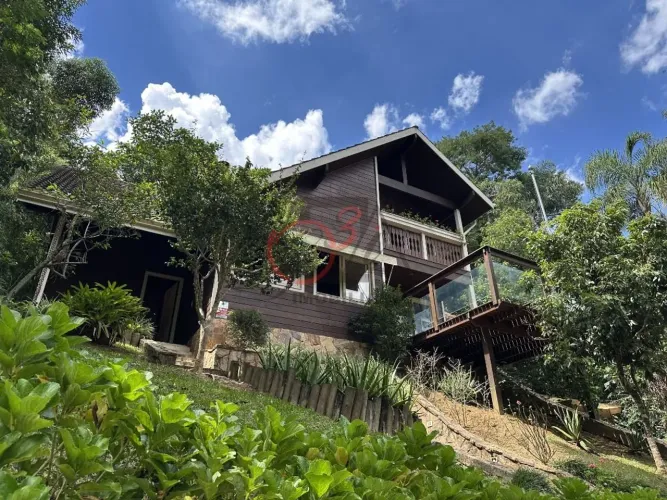 Casa com 3 dormitórios com mais um escritório à venda, 253 m² por R$ 950.000 - Vila Verde