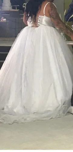 Vestido e acessórios