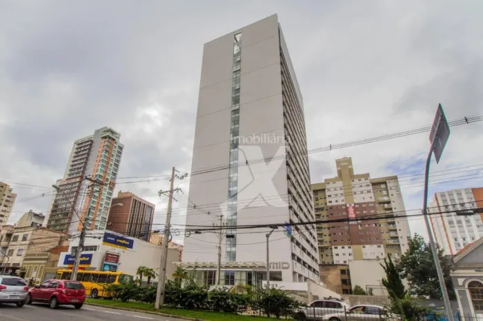 Conjunto para alugar, 42 m² por R$ 1700/mês - Centro - Curitiba/PR