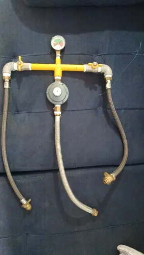 Central de gaz com reguelador para 2 butijão! Completo