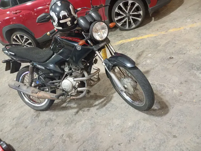 Moto 7500 emplacada 2026 recibo em branco 