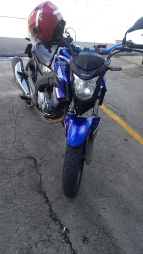 Moto toda revisada pneus novos