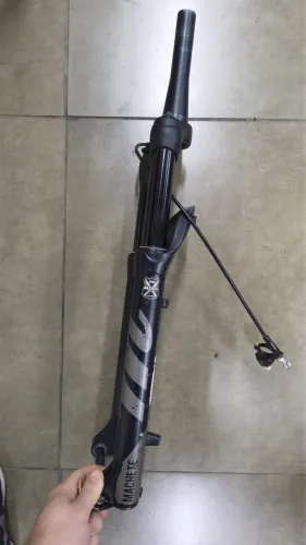 Suspensão Manitou Machete boost 29