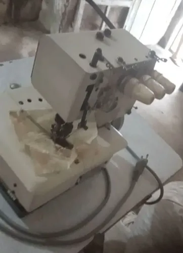 Máquina de costura