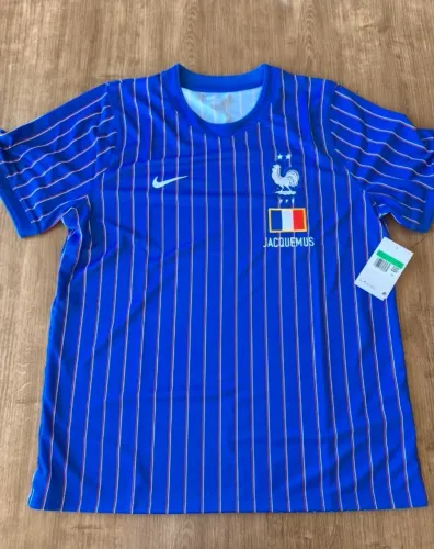Camisa França x Jacquemus 2026 - GG