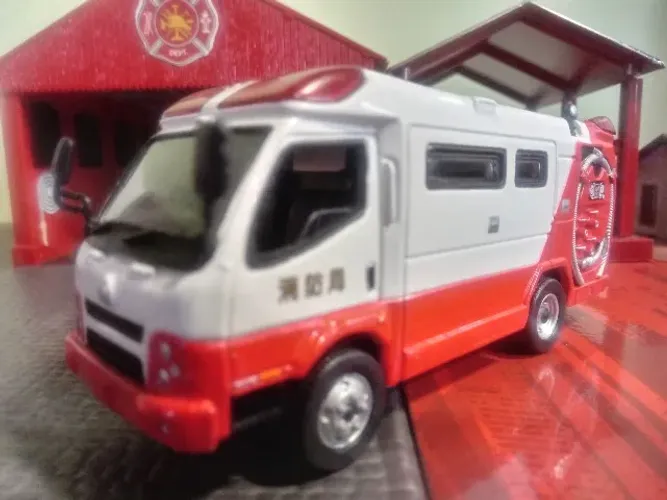 MINIATURA 2002 MORITA FFA-001 JAPÃO - ESCALA 1/50 - FABRICANTE DELPRADO.