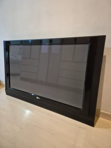 TV LG Plasma 42 com HDMI e Base Original