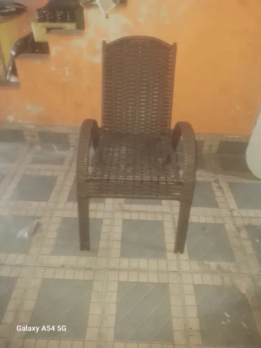 Cadeiras de varanda e piscina