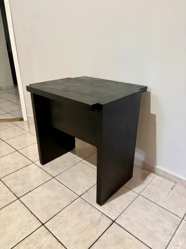 MESA ESCRIVANINHA PRETA - ÓTIMO ESTADO 
