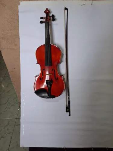 Violino de autor Stradvarius 1716