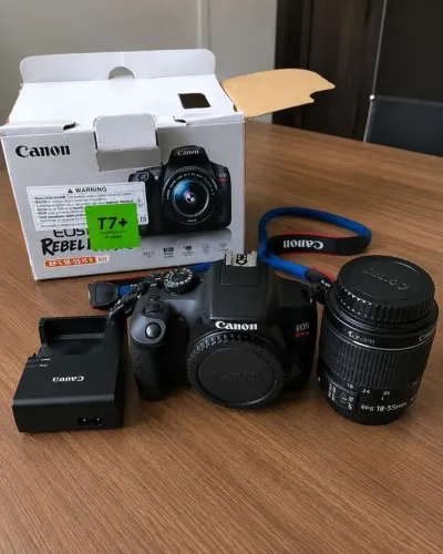 Canon EOS Rebel T7+ 24.1MP + Lente 18-55mm IS II | Caixa Completa