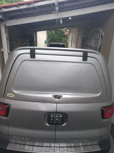 Capota bau de fibra da toro