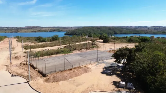 Imóvel para venda tem 1000 metros quadrados em Taguatinga Centro - Brasília - DF