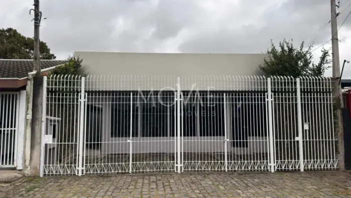 Ponto Comercial ? 300m² de Área Construída com Galpão - Zona Sul