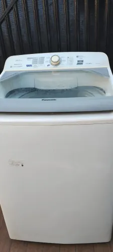 Máquina de Lavar Roupas ? Panasonic cesto de inox 16kg Usada