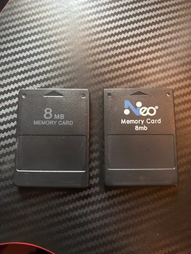2 Memory Cards - Playstation 2